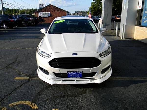 2014 Ford Fusion SE 2.0L 4 cilindros, sedán mediano con bajo consumo de gasolina - $9999.0063437497304323122