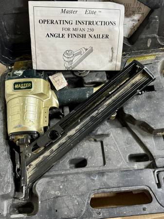 Master Elite™ MFAN 250 ANGLE FINISH NAILER 1