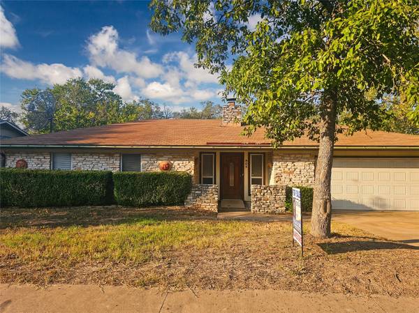 Create Memories with your Family! Home in Austin. 3 Beds, 2 Baths 1