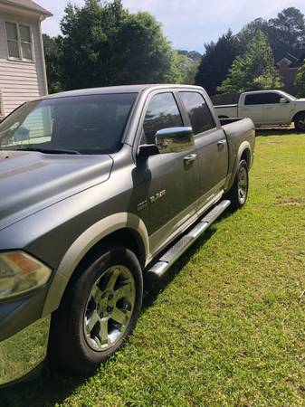 Camioneta Dodge Ram Quad Cab 2009 | Edición Laramie - $3,200 (Rex)63621002318593123