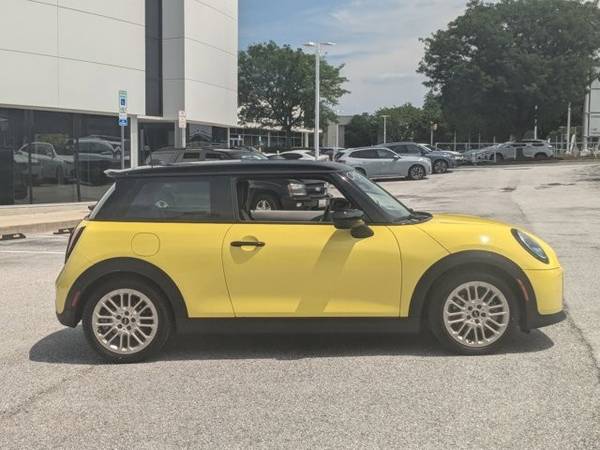 2025 MINI Hardtop 2 puertas Cooper S Hatchback - $29,995 (Llame al *(443) 912-5009* para confirmar disponibilidad al instante)63470598954113123