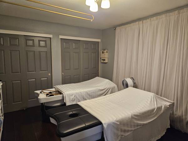 $2,400 / 1200ft2 - Medical Office, Spa, Gen Office (Rocklin)64043494906371123