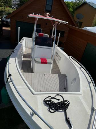 23 ‘  Center Console - $18,000 (Antioch)63471152088321122