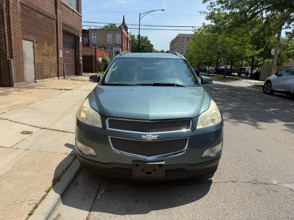 2009 CHEVY TRAVERSE LTZ - $4,500 (Chicago)63624813188099121