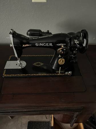 Singer Table Sewing Machine 1