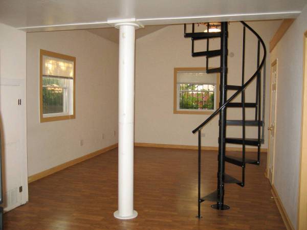 $1,950 / 1br - 750ft2 - Spacious Cottage with Loft near Berkeley/Emeryville (oakland north / temescal)64000750666626124