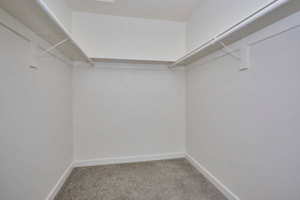 $3,059 / 2br - 997ft2 - 2/BD 2/BA, Ventiladores de techo, fácil acceso a autopistas (Santa Clarita)63876483305345124