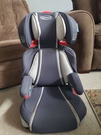 Graco booster seat 1