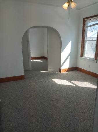 $1150.00 / 3br - 1200ft2 - Beautiful Spacious ("THREE") bedroom apt! for rent63846716798083123