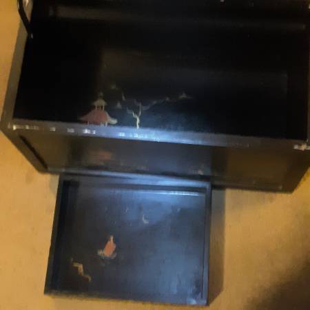 Japanese Keepsake Trunk With Tray/OBO - $300 (Dothan)63440450890115122