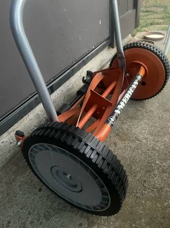 Manual push mower 1
