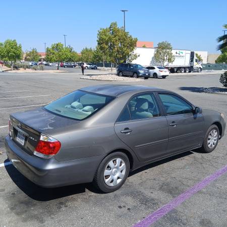 2005 toyota camry - $4,000 (Palmdale)63623776457091124