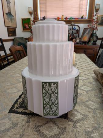 Art Deco Lamp Shade Skyscraper Wedding Cake 1