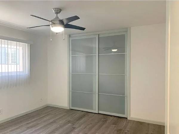 $1,550 / 2br - 1050ft2 - Modern 2BR/1BA Apartment with Spacious Layout (Santa Monica)63818727642755122