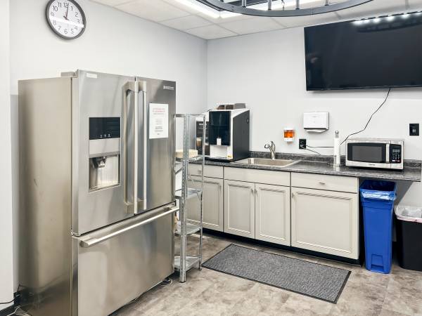 $35 Fully Equipped Meeting Room - A/V, Wi-Fi and More! (Haverstraw)64035736962050124