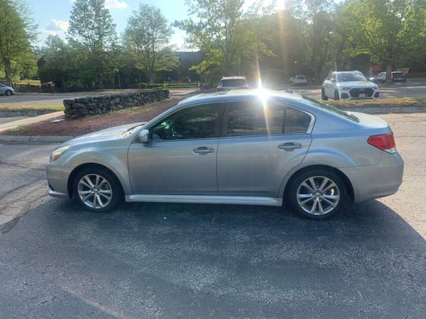 2014 Subaru Legacy 2.5i Limited - $10,900 (Wakefield Ma)63624498685443122