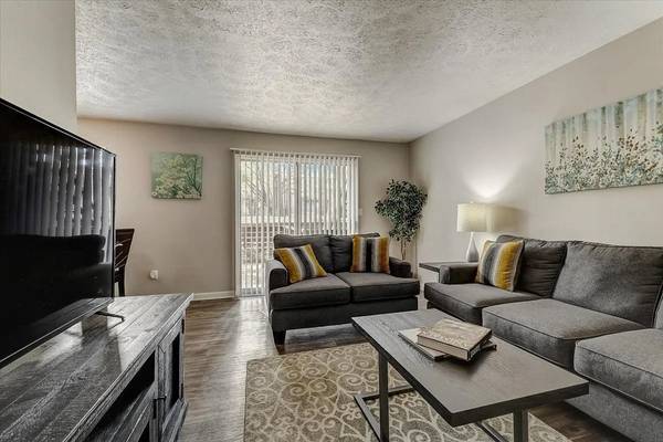 $1,050 / 1br - 560ft2 - Furnished Bedroom for Sublet Near Downtown SLC – Private Bath & Amenit (Salt Lake)63671024722051121