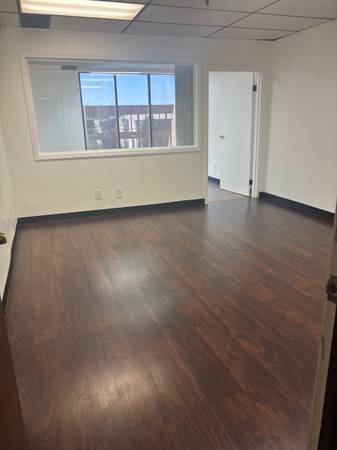 $1,100 Two offices/Free Month/Available Immediately (Mission Valley)63932991331458121