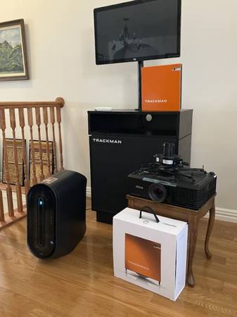 Trackman 4 + Sim Bay Electronics 1