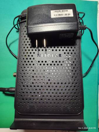Netgear Modem Router Plus Extender 1