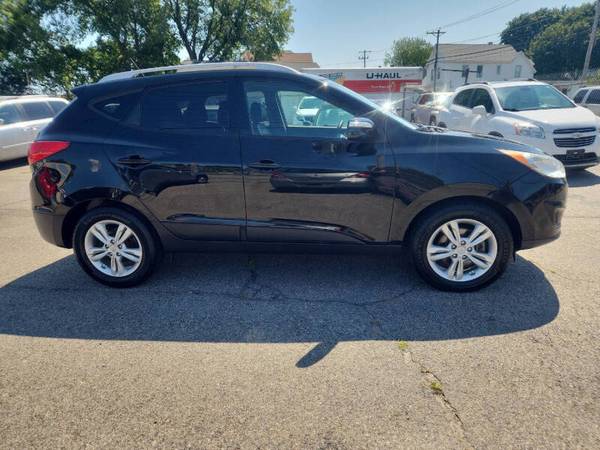 2012 Hyundai Tucson Limited AWD - $6,995 (Lowell, MA *www.daveducharmesauto.com)63472073001987122