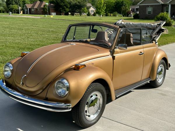 1971 VW Super Beetle Convertible - $12,500 (Spring Hill)63621438901379123