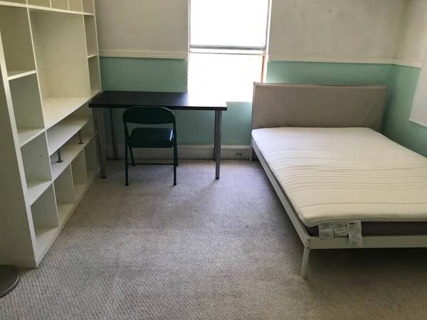 $1,200 / 5br - 500ft2 - ¡Comparte una amplia y soleada casa amueblada con una excelente joven profesional! (menlo park)63799516659585123