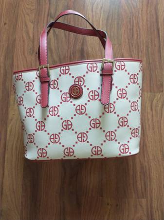 NEW Giani Bernini Handbag 1