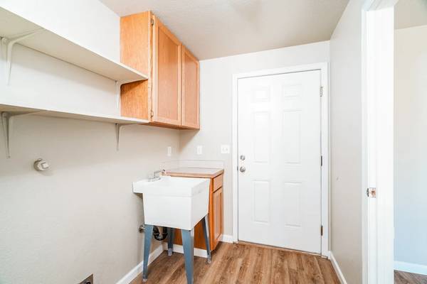 $1,875 / 3br - 1702ft2 - Perfect for entertaining or everyday living (Lakewood, WA)63808084184705124