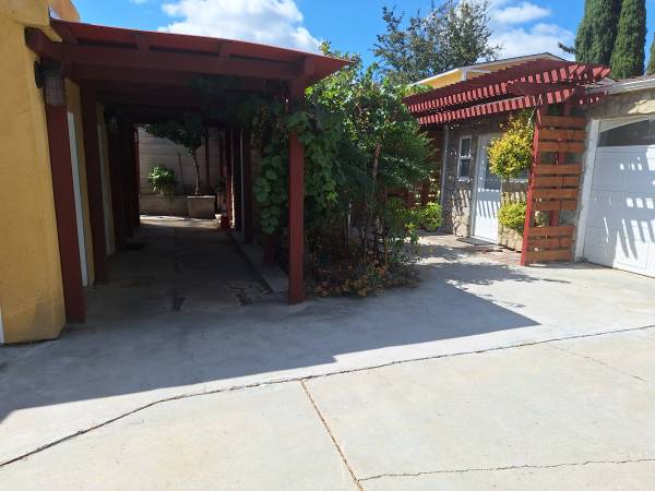 $800 / 1br - 150ft2 - Private Room,Private Entrance (san jose east)63847022360321120