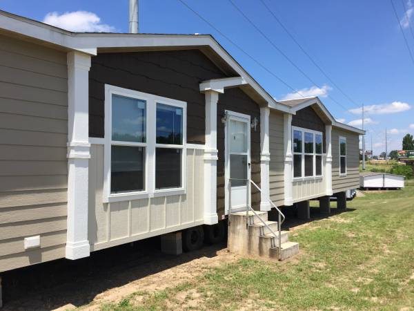 $139,900 / 3br - 1560ft2 - WOW!!! CHECK THIS ONE OUT (tyler)64037557798658120