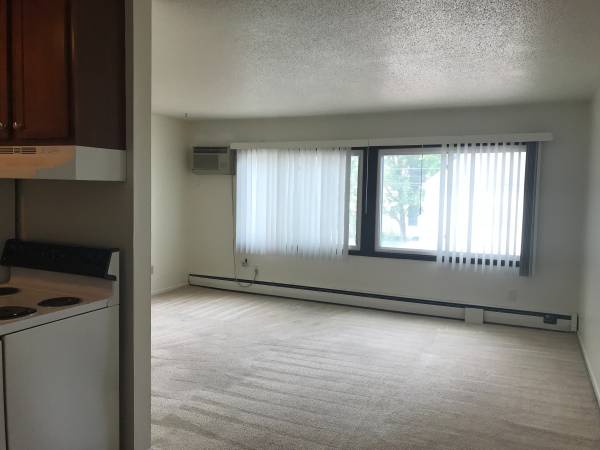 $975 / 1br - Affordable Uptown Living! 1BR for $975! VIDEO TOUR!63990384090498122