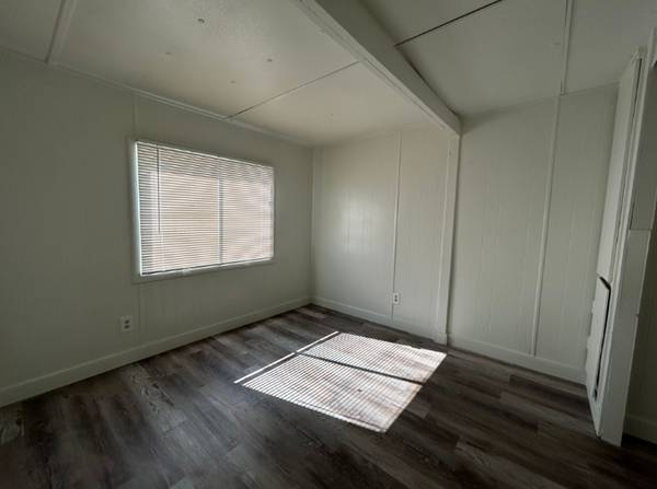 $1260.00 / 2br - 500 S Main St. Trailer #4, Springville, UT 8466364037556241026122