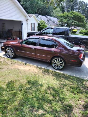 2000 Nissan Maxima GLE - $5,500 (Stockbridge)63620757350531124