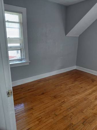 $1,450 / 3br - 1600ft2 - Casa unifamiliar (East Cleveland)63860363067779122