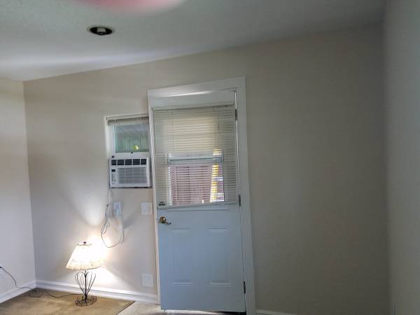 $795 ▓ Not an Apt. Complex.... ▓ ■>■■ Sm.  Private STUDIO. (Modesto)63970159910147123