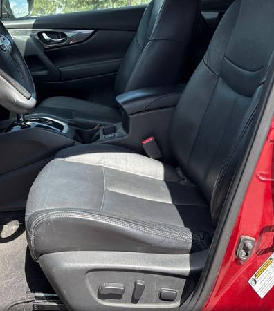 2015 Nissan Rouge SL - Smooth Ride - $9,450 (Marion, SC)63499721881987124