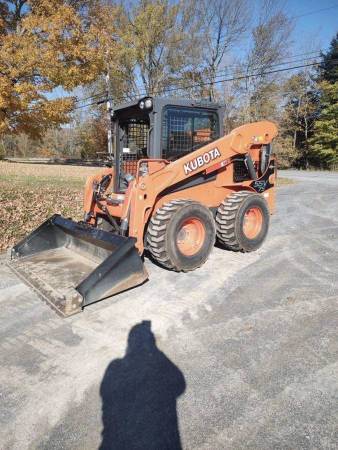 2020 Kubota SSV75 PHFRC wheeled skid steer 1