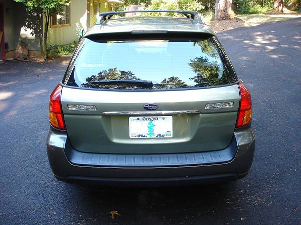 2005 Subaru Outback Wagon - Pocos kilómetros - Totalmente renovado - $5,800 (Corvallis)63470783481987123