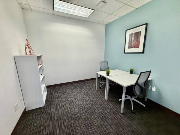 $308 Escritorio en Coworking Disponible Ahora - ¡Reserva un Recorrido Hoy! (Los Ángeles)63774416797315123