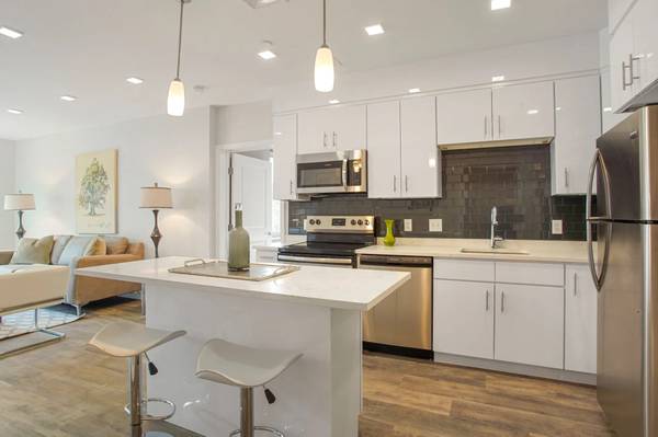 $2,400 Cambridge Studio/1 Bath Apartment | Essex St64141616930049120