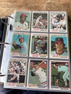 1978 Topps complete baseball set in binder and Pages Eddie Murray rook 1