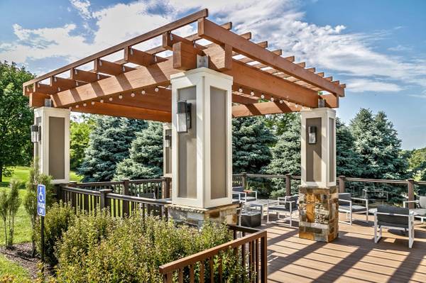 $1,290 / 1br - 753ft2 - Spacious 1 bed 1 bath apartment available now (Omaha)63681714290819123
