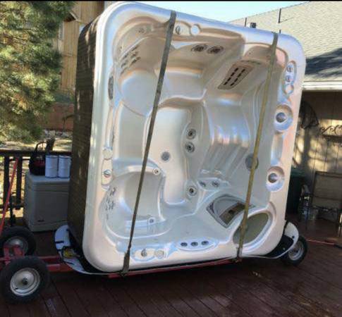 Cash For Spas - Hot Tubs !!! Professional Pickup We Want Your Spa !! ( 1