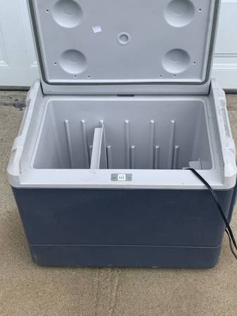 Coleman 12 volt cooler 1