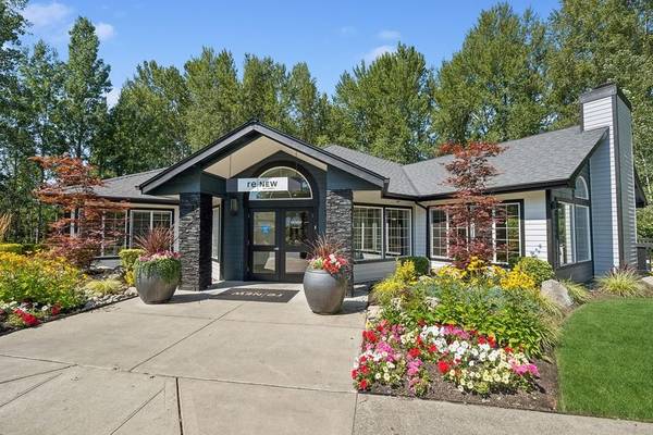 $2,525 / 3br - 1087ft2 - Offering One Month Free!! Come In For A Tour!!!63852482745217124