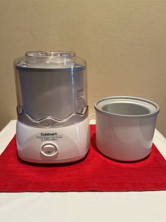 Cuisinart Automatic Frozen Yogurt - Ice Cream & Sorbet Maker 1