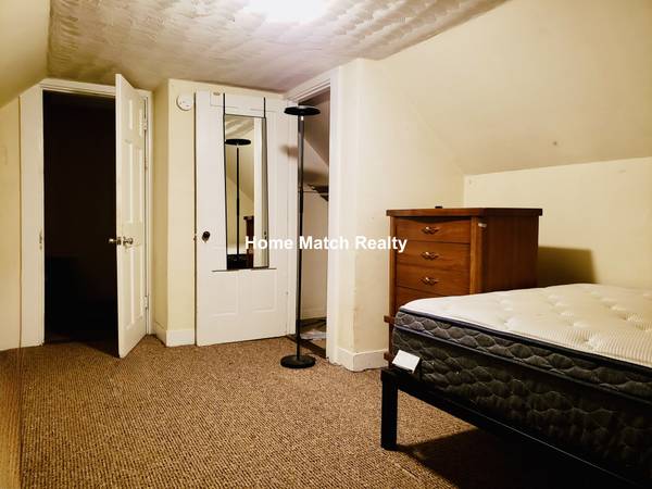 $900 / 5br - Allston Room in 5 Bed/2 Bath Apartment | Near Harvard Avenue63810087571843122