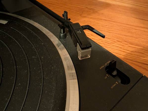 Garrard Model 1212 Full-Automatic Turntable - $3063439068271747123