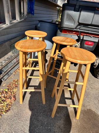 Like new Bar stools 1
